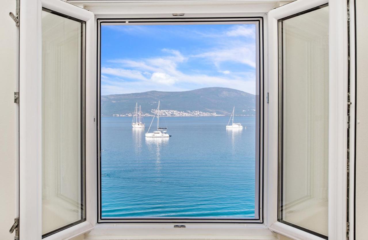 Apartments Isja Tivat Ngoại thất bức ảnh