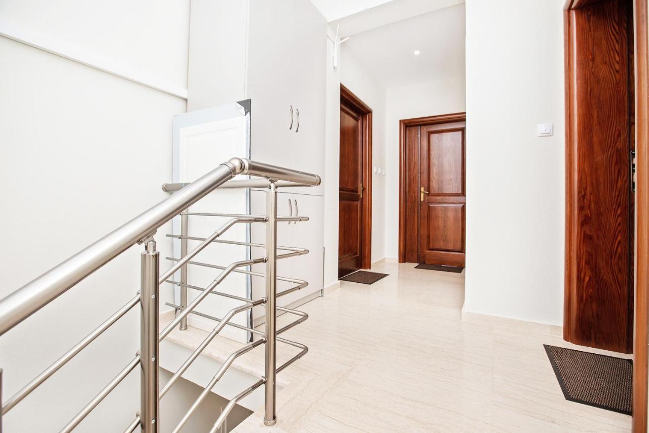 Apartments Isja Tivat Ngoại thất bức ảnh