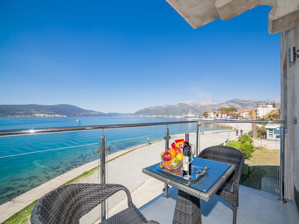 Apartments Isja Tivat Ngoại thất bức ảnh