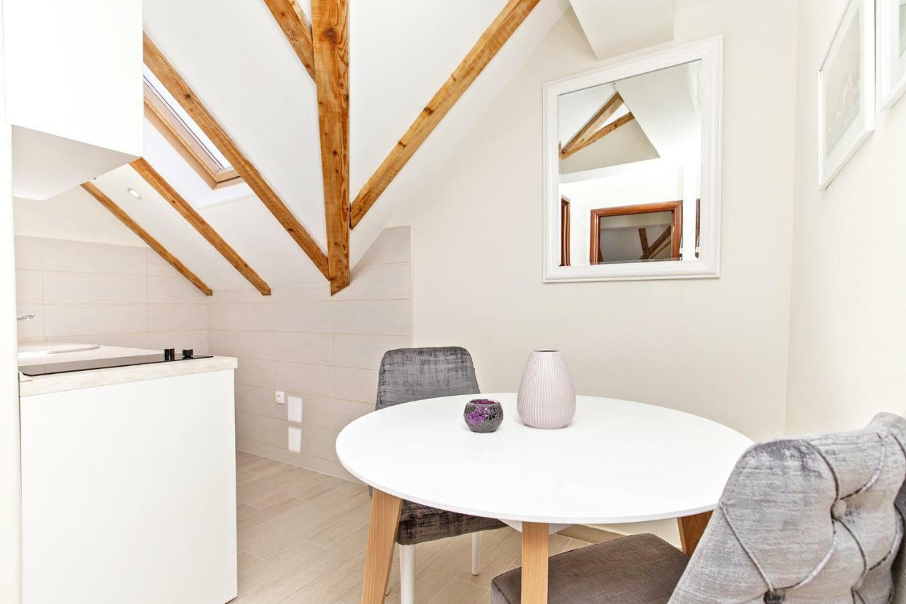 Apartments Isja Tivat Ngoại thất bức ảnh