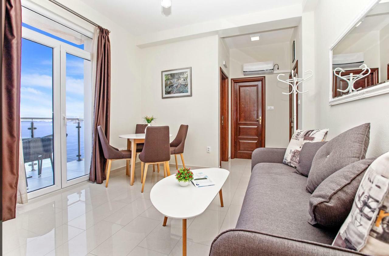 Apartments Isja Tivat Ngoại thất bức ảnh