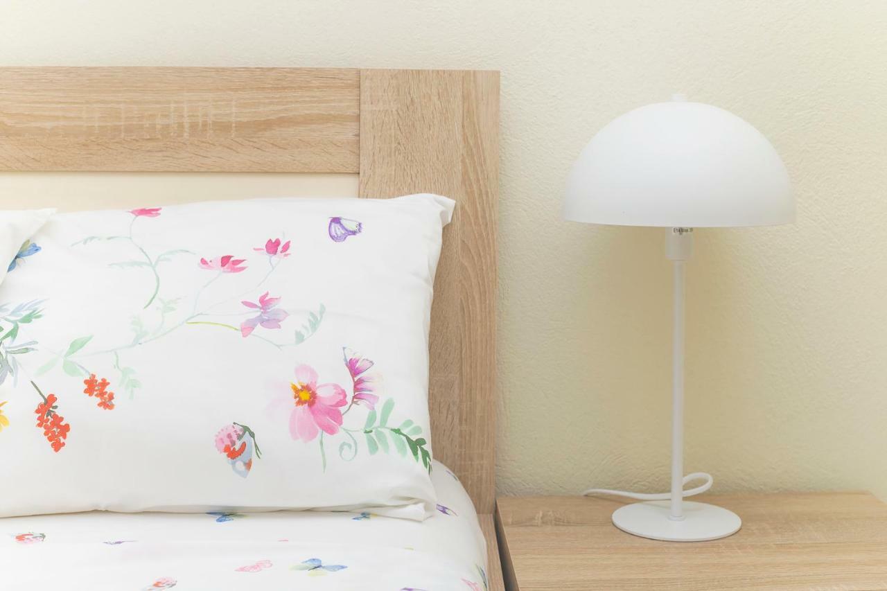 Apartments Isja Tivat Ngoại thất bức ảnh